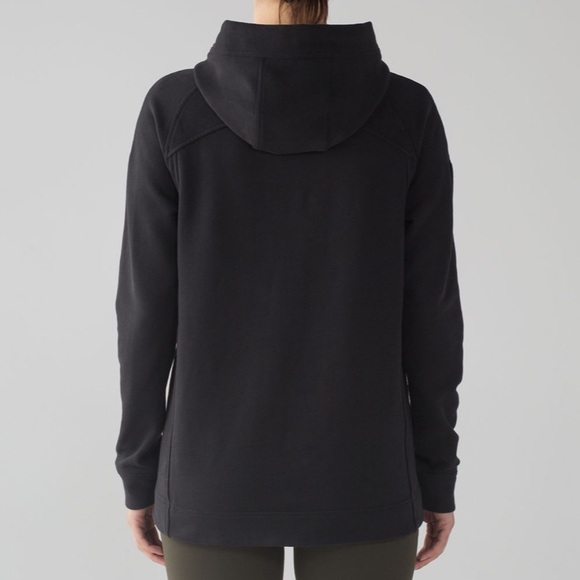 Lululemon Wind Down Pullover in Black - Picture 3 of 13